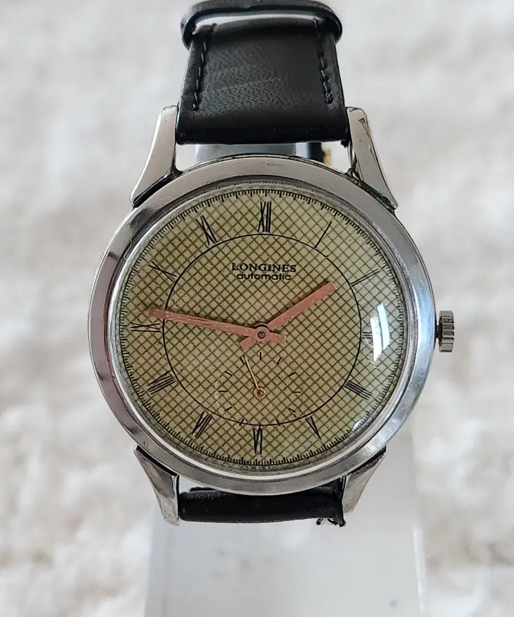 # 95 ) LONGINES  RARE VINTAGE AUTO